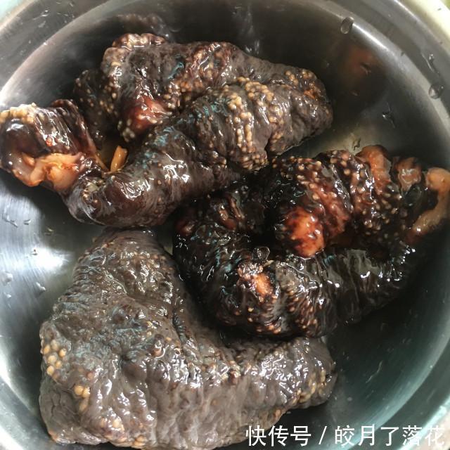  大葱|大葱炒加拿大海参，做法简单，鲜美下饭