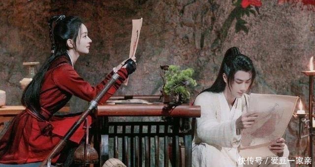  服装|《有翡》的生产团队已经恢复工作，赵丽颖是新的路透曝光