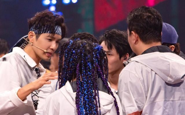  编舞|《街舞》口嗨乱规则，编舞增加王一博遭重创，主观复活粉丝白忙乎