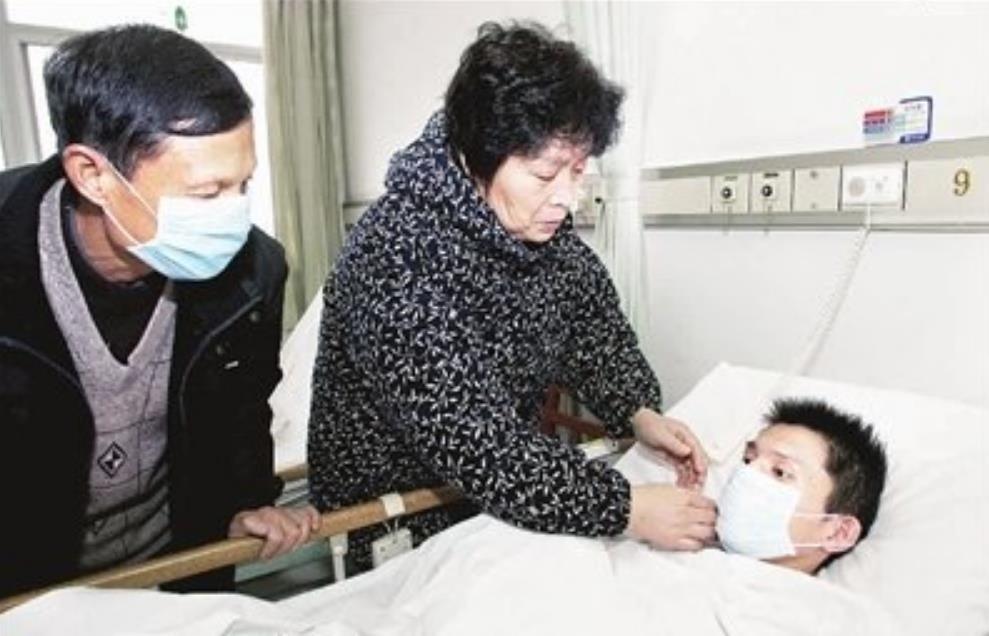  现状|11年前，那个割肝救子，感动全国的“暴走妈妈”，如今现状如何？