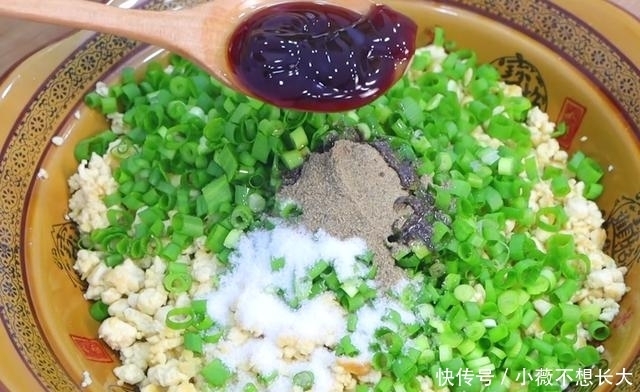 解馋|豆腐别只炒着吃,学会这样做,孩子天天点名吃,营养解馋,比肉香