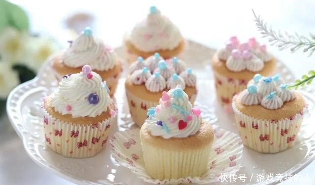 新手|日式烫面纸杯蛋糕,新手最爱的方子,柔软细腻,入口即化!