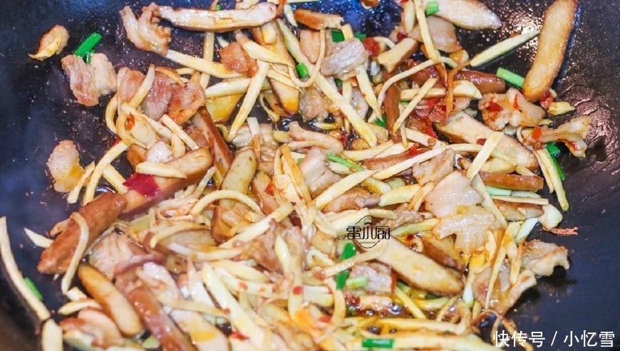 小厨|秋天必吃这个菜, 6块钱一斤, 女人常吃不显老!