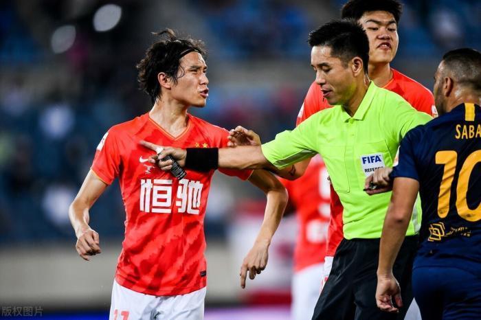 绝杀|恒大球员赛后评分：完成绝杀的暴力鸟并非最高，卡帅爱徒又是倒数