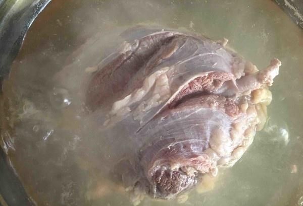 生粉|牛肉又老又柴,你只会加生粉,“一招”教你把牛肉变得又嫩又滑