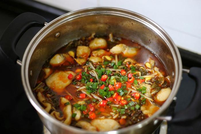 腥味|改良版酸菜鱼,鱼肉鲜嫩无腥味,酸菜爽口又开胃,太好吃了