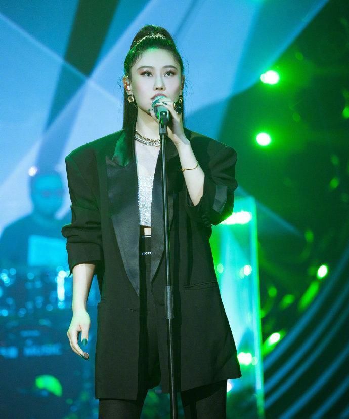 丁太升|丁太升评《歌手》!胡夏失败是理所当然,黄霄云哭腔太重