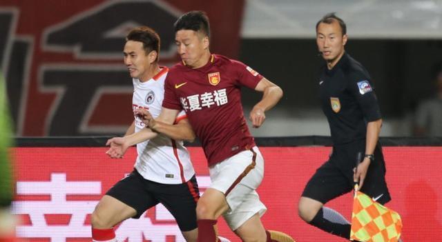  中国|国足年薪最高的5名球员 武磊1000万仅排第4 第1名出乎意料！