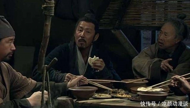 楚汉相争|秦朝被灭为何无人复国?与刘邦无关,全都是胡亥的“功劳”