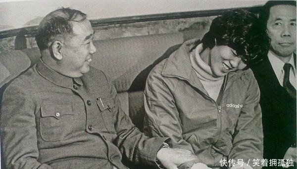  代中国历史老照片|80年代中国老照片: 图3现都是有钱人、图5你一定玩过、图8已经失传