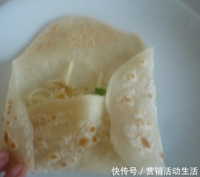 土豆丝|土豆丝卷饼，柔软劲道，凉了也不硬，早餐别出去买了