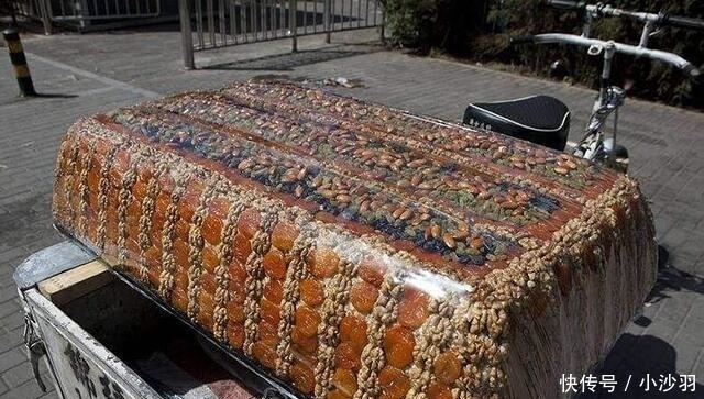 小吃|继“切糕”之后,又一地方小吃“声名狼藉”,网友:切一刀60!