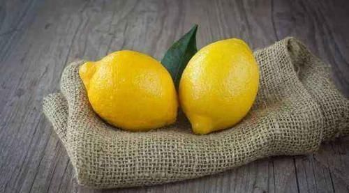  洗碗|洗碗不要用洗洁精了，保洁阿姨用这个东西代替，去污快还不伤手