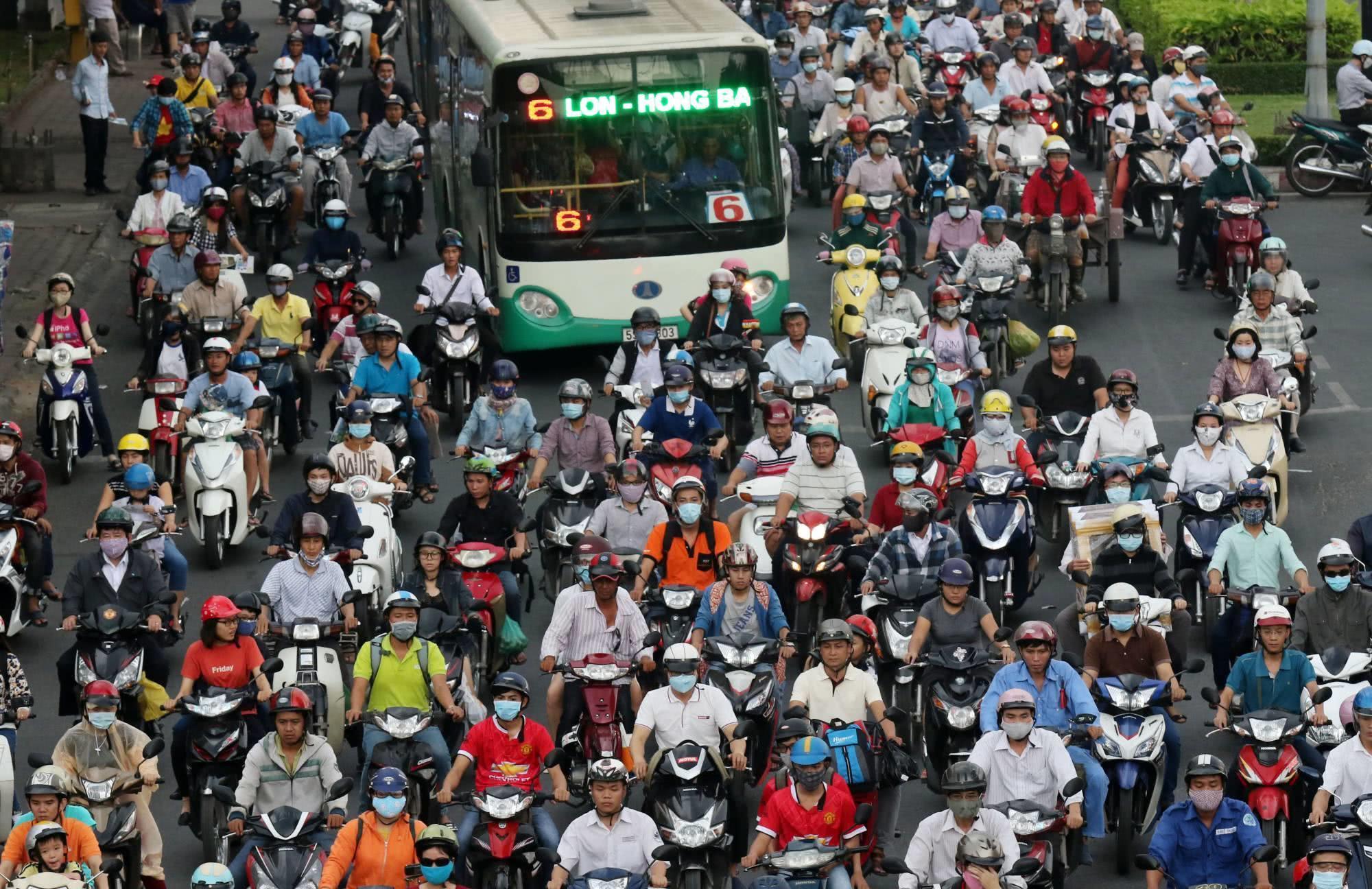 护照上盖|中国原藩属国:却占南海29个岛,如今因南海不愿在我国护照盖章