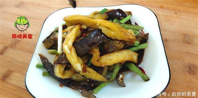 切成|大厨教你家常豆角烧茄子,简单做法,极致味道,让你吃到嗨,解馋