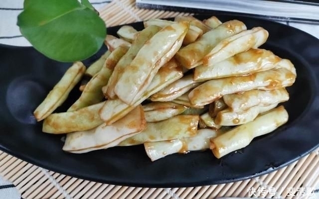 做法|立夏后,遇到这菜我一买就是5斤,比茄子香,比黄瓜鲜,做法简单