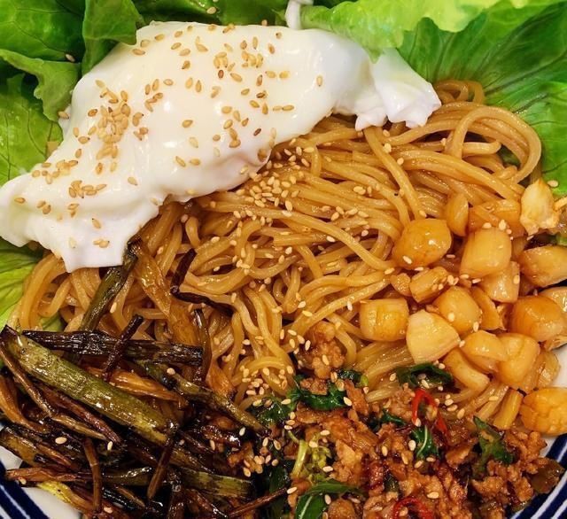 牛肉面|黄磊晒了一碗面,瞬间点赞过万,被粉丝们称为面中上品,来看看