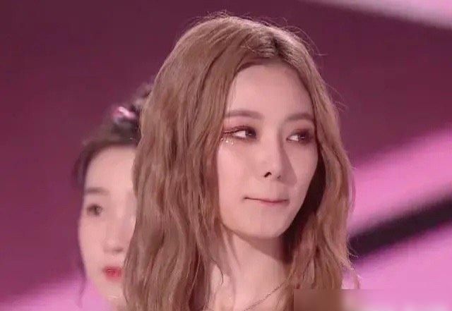  张艺凡|成团夜徐艺洋哭了，黄子韬懵了，张艺凡你又怎么了