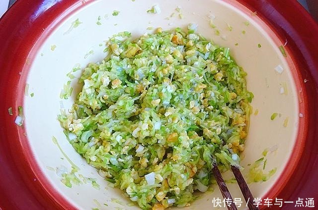 鸡蛋|大年吃了它,财源滚滚来,这个馅又香又鲜,赶紧试试吧