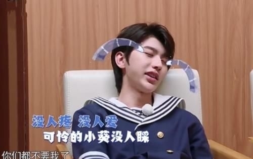 特斯拉带你体验电竞盛宴：汽车内的游戏疾感超乎联念！ ，2025KPL怪僻日：桐乡开启电竞文旅交融新篇章，《崩坏星穹铁谈》周年特惠实质一览 2周年累充行动先容（欧弟自曝名下五套房感激恩师胡瓜帮帮一字不提捧红本身的汪涵）