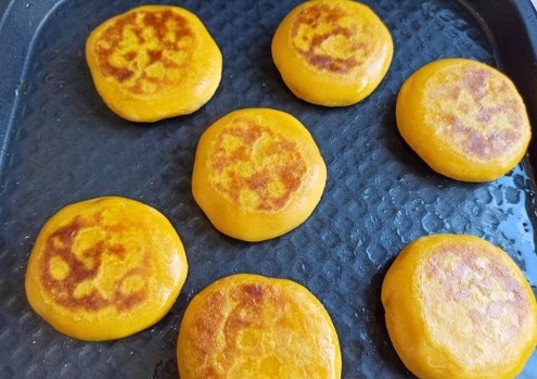 分钟|苹果加南瓜这种吃法要火了,5分钟出锅,健脾养胃,咬一口还流馅