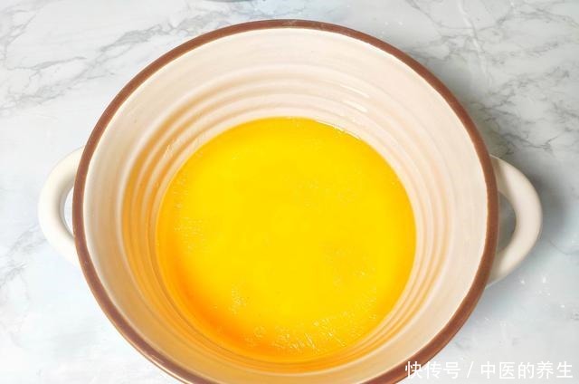 失败率|这款蛋糕失败率低,搅拌均匀就算成功一大半,奶味十足,个个开花