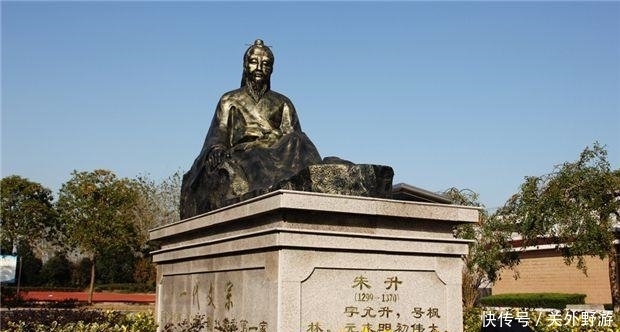 功臣|朱元璋称帝, 功臣果断请辞, 朱元璋极力挽留, 功臣: 你就放过我吧