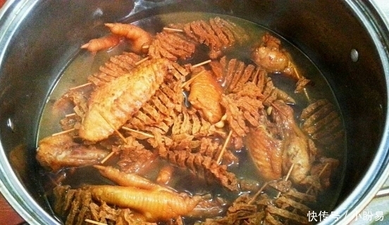 开店|卤水是卤味的灵魂!从大厨那偷学,4种香料记得加!自己都能开店