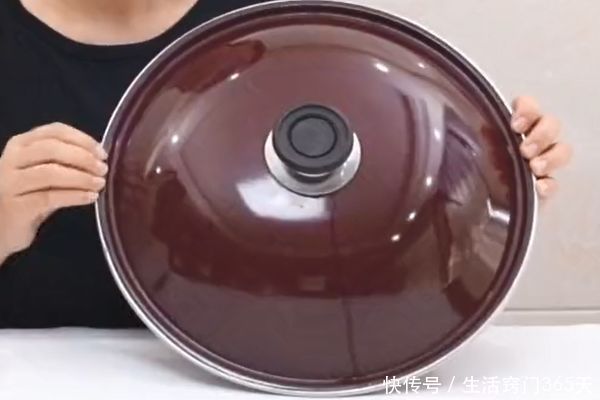 学会|把锅盖倒扣在锅上太厉害了,解决了家家户户的烦恼,学会受用一生