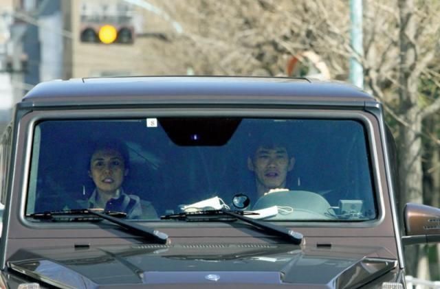 传与|47岁“日剧女王”松岛菜菜子疑似婚变，被传与老公分居，已育两女儿