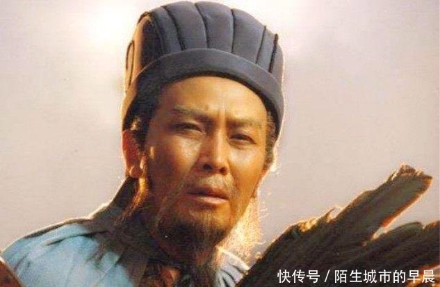 间接|刘备一生看错两个人，一人间接害死关羽，一人间接耗死孔明！
