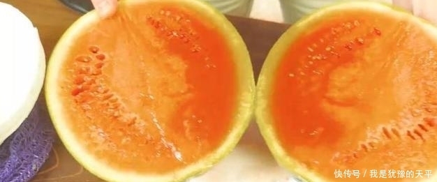 封蜡|男子用封蜡将西瓜封住,半年后重新打开,一刀切开当场就吐了