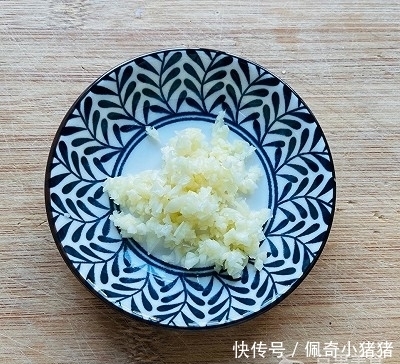 小白菜|#一道菜表白豆果美食#蒜蓉小白菜