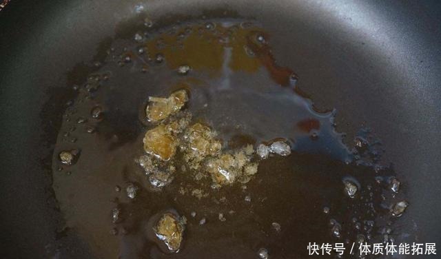 1勺|年夜饭中最棒的一道菜,媳妇吃后赞不绝口,外焦里嫩,太香了!