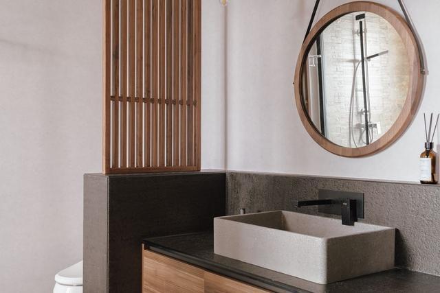 设计师|230㎡的半复式长什么样?设计师这样装修,自带阳光房,效果温馨