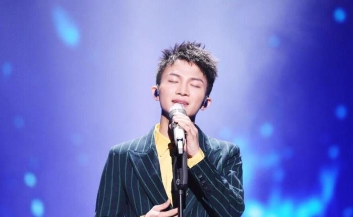 区区|区区一个《好声音》全国64强,却被汪峰称为音乐家,你怎么看?