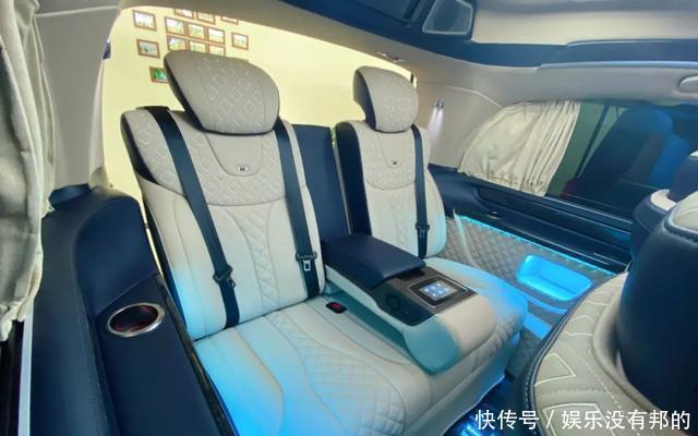  威霆|同样的外观内饰，价差高达30万，你会选奔驰威霆还是V级？