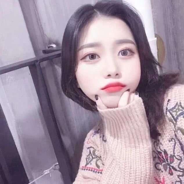 女生结束聊天情商高,女生结束聊天情商高:如何用智慧和体贴结束对话