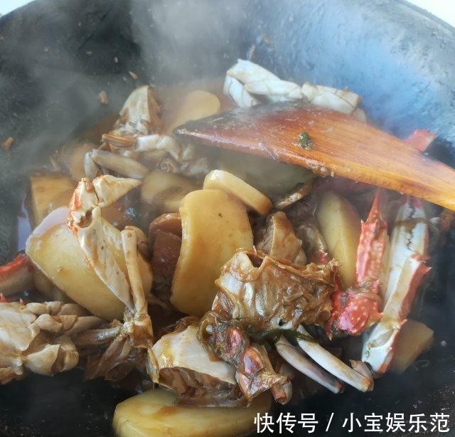 鲜香|梭子蟹炒年糕,鲜香软糯最迷人