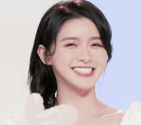  蔡卓|为何蔡卓宜结过婚，还能参加《青你2》得知她的来历，实至名归