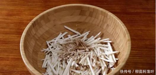 不腻|杏鲍菇别炒着吃了,教你一种新做法,外酥里嫩好吃不腻