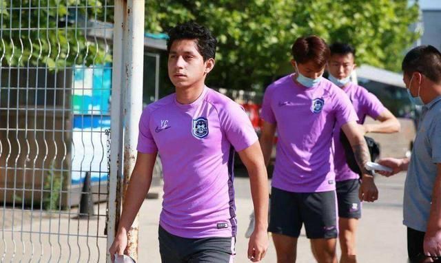  前锋|新希望！19岁华裔孔卡有望实现中超首秀，或解决国足大问题