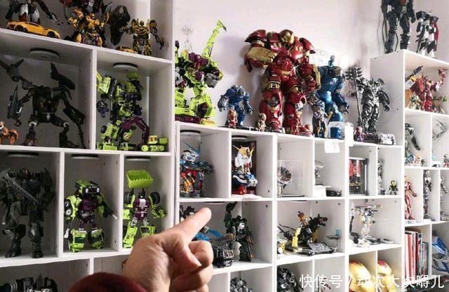 拒绝|熊孩子的手断了,他的父母拒绝赔偿一堆破塑料,敢要20万吗