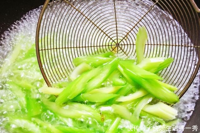 猪肉|9月遇见这海鲜必买,鲜美又营养,别老吃猪肉了,端上桌瞬间抢光