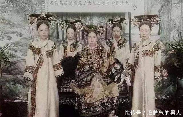 四格格|她是晚清第一美人,黑白照也掩饰不了她容貌,可惜却毁在慈禧手里