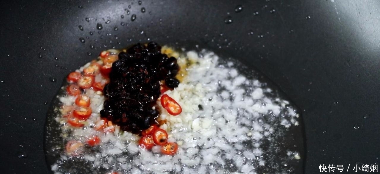 酱料|烤生蚝好不好吃全在酱汁,教你调一碗秘制酱料,比烧烤店的好吃