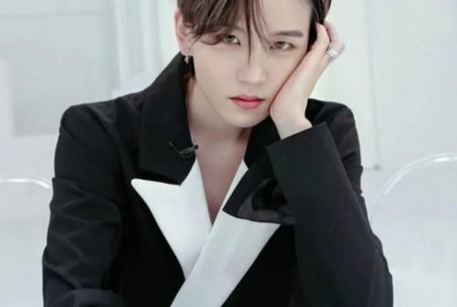 尴尬|谢娜主持尴尬,选手唱功车祸现场,青春有你总决赛是最差的一届了