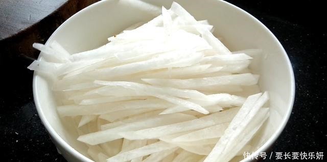 营养|煲萝卜汤想要好喝有诀窍,铁头教你这样煲一锅,营养好喝真美味!