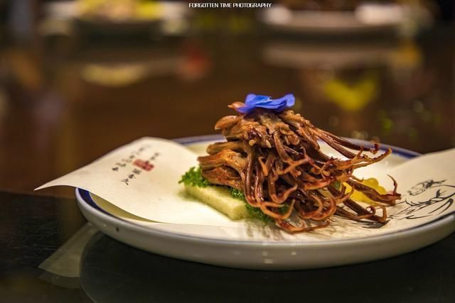 南浔|在南浔古镇，一定要尝一尝古镇的美食，最爱臭豆腐和醉虾