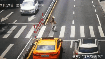 三中路三中|【礼让红黑榜】礼让斑马线 平安永相连